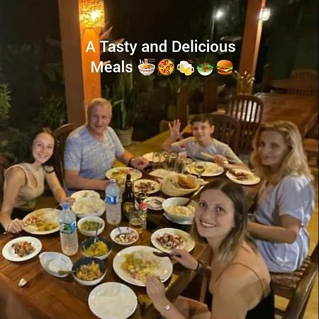 Oleena Home Stay Хабарана Екстер'єр фото